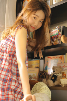 FREE性开放小少妇SEXⅠ8
